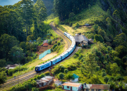 Scenic Mountain Train – Darjeeling